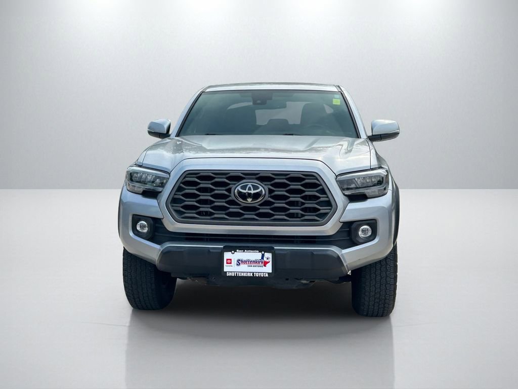 Certified 2023 Toyota Tacoma TRD Off-Road w/ Technology Package AWD/4WD image 2