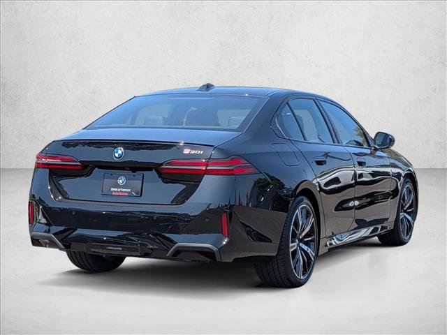 New 2027 BMW 530i w/ M Sport Package RWD image 2