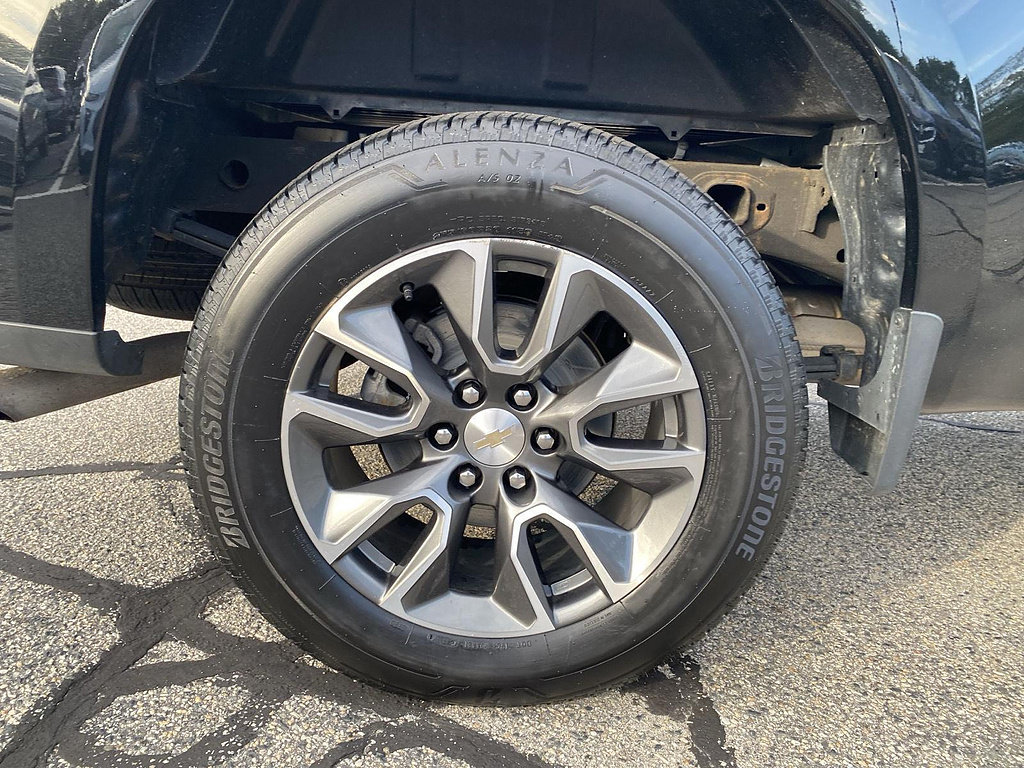 Certified 2023 Chevrolet Silverado 1500 LT AWD/4WD image 10