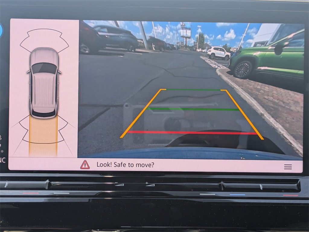 New 2026 Volkswagen Atlas Cross Sport SE image 39