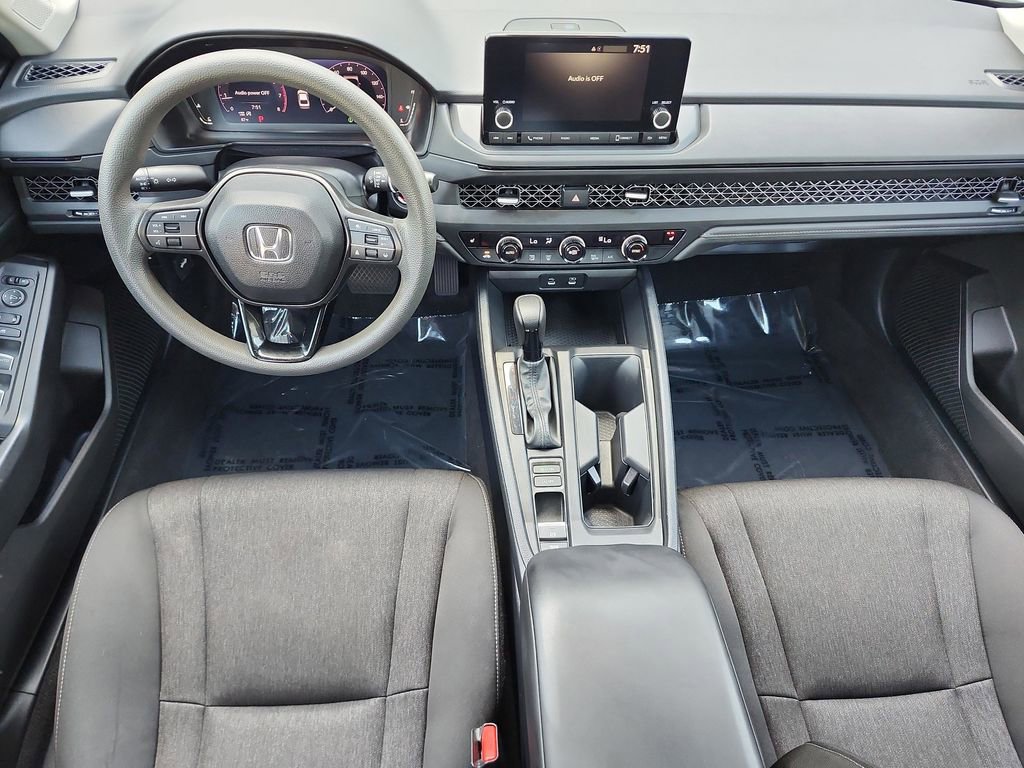 Used 2023 Honda Accord EX image 18