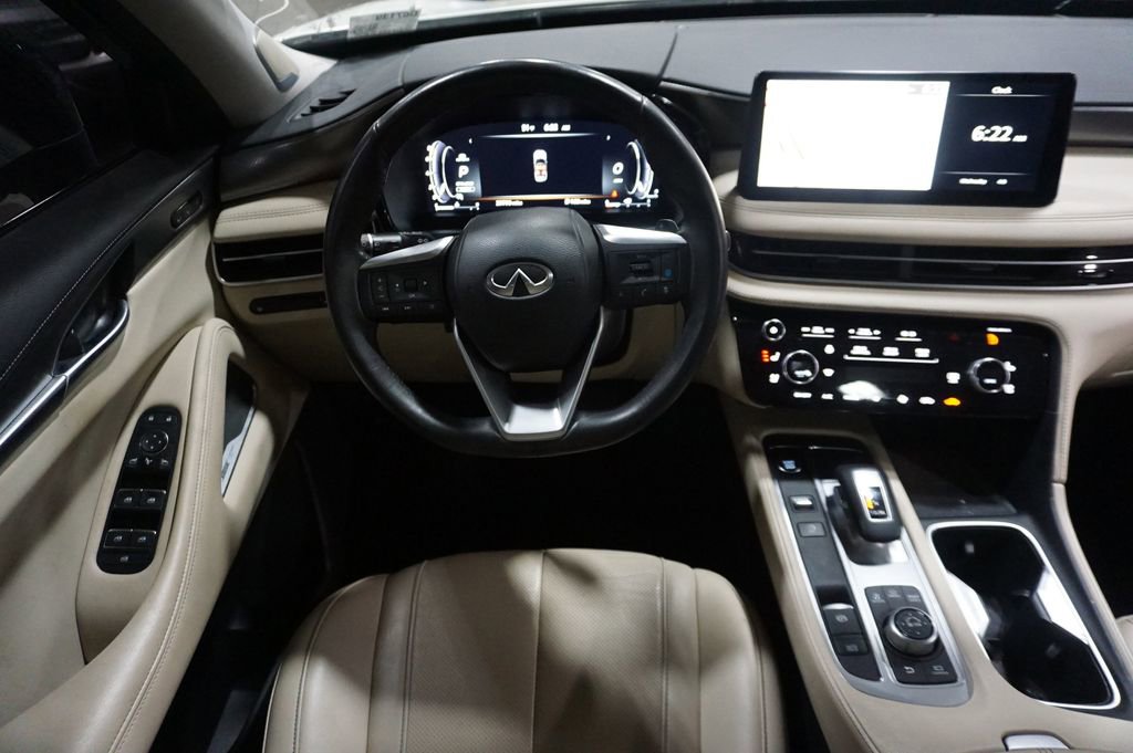 Used 2023 INFINITI QX60 Luxe w/ Performance Audio Package AWD/4WD image 6