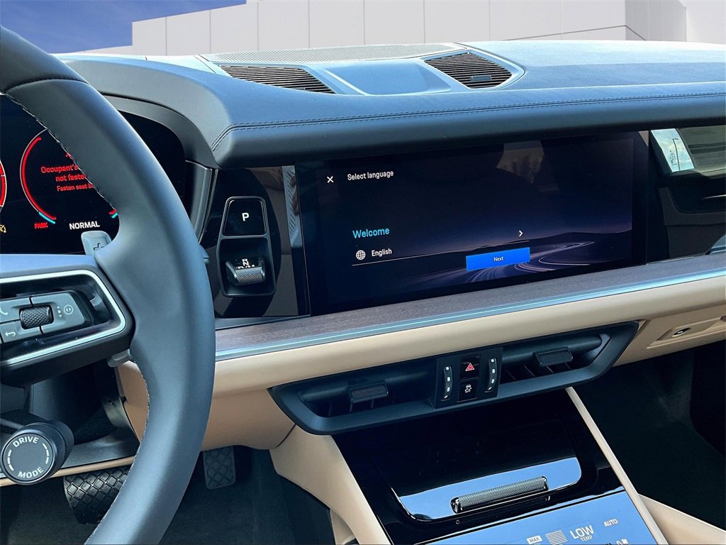 New 2026 Porsche Cayenne image 16