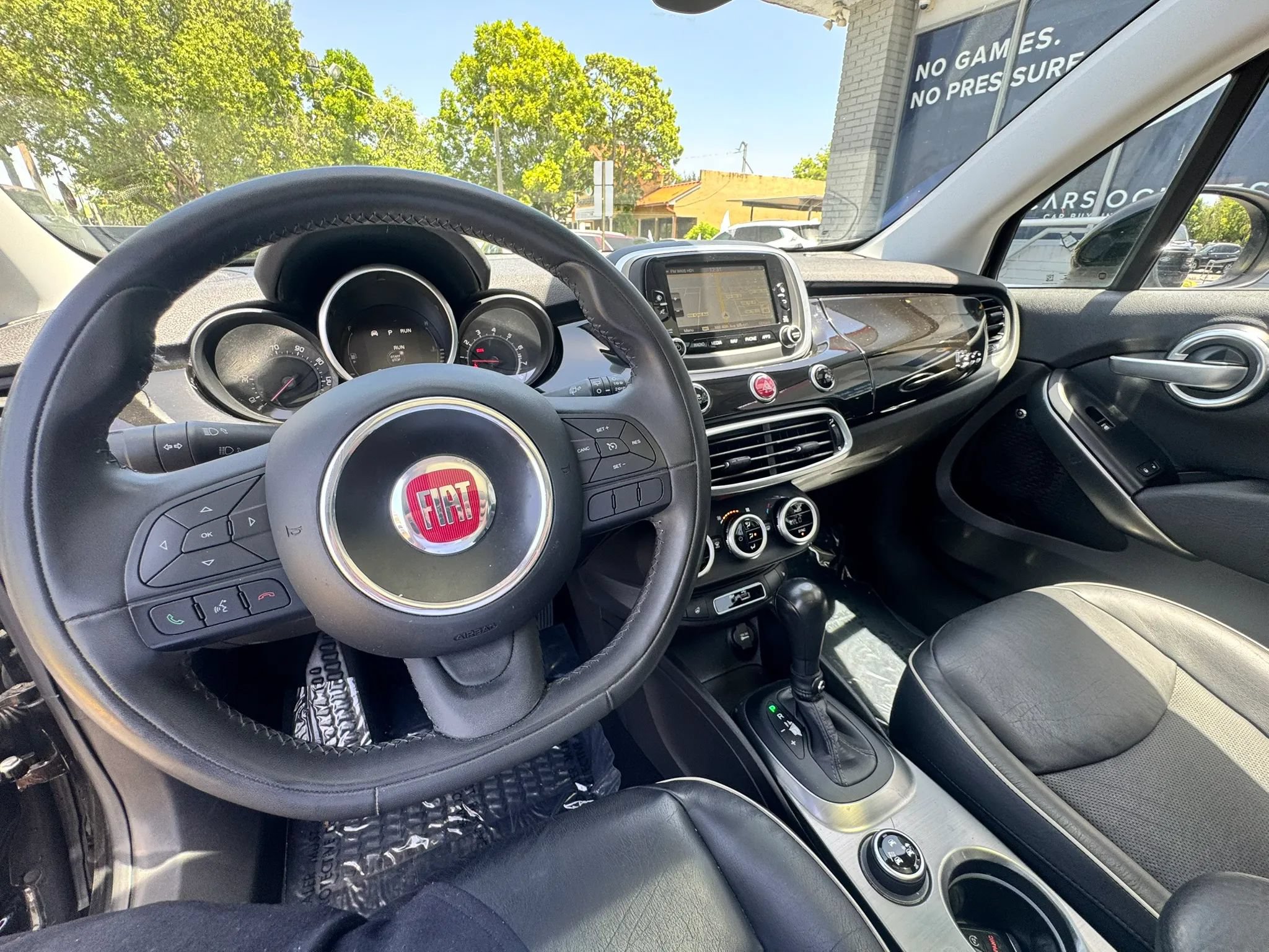 Used 2017 FIAT 500X Lounge w/ Lounge Premium Package (FWD) image 46