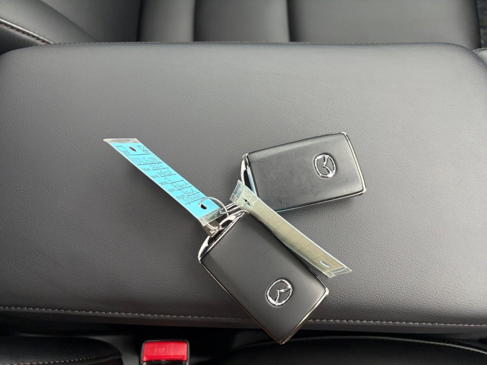 Certified 2025 MAZDA MAZDA3 s image 34