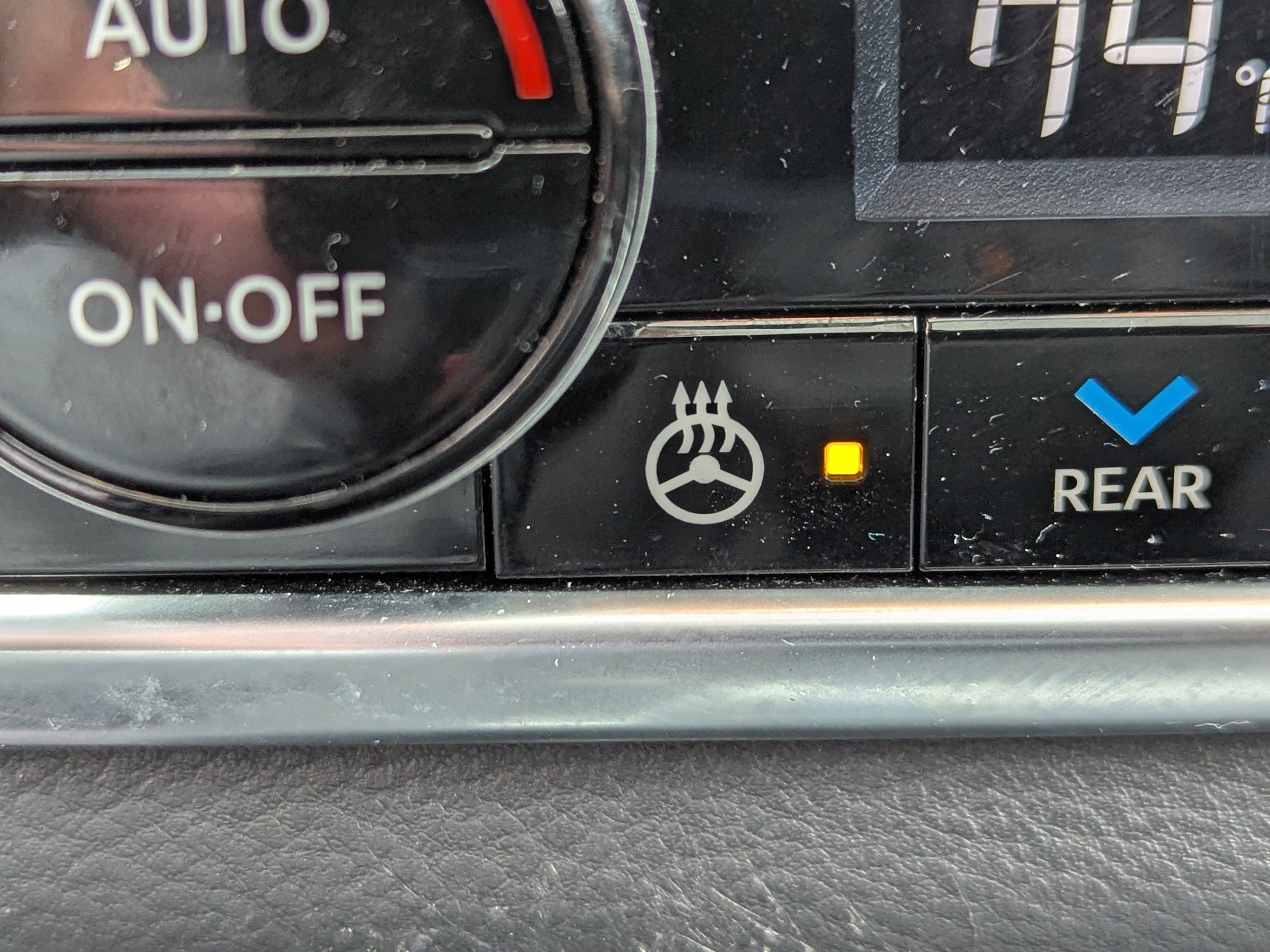 Used 2022 Nissan Rogue SL w/ SL Premium Package image 27