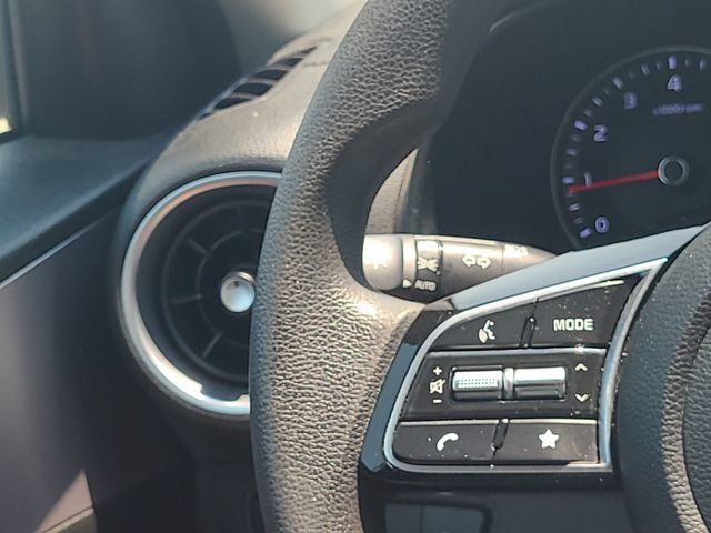 Used 2024 Kia Forte LXS FWD image 17