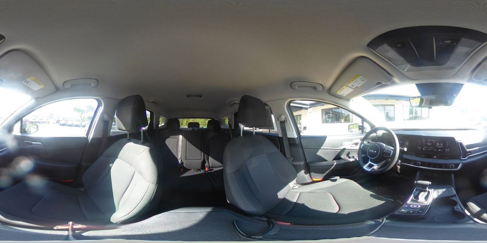 Used 2025 Kia Sportage LX FWD image 37