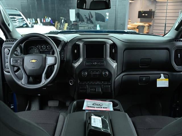 New 2026 Chevrolet Silverado 2500 Custom w/ Custom Value Package image 15