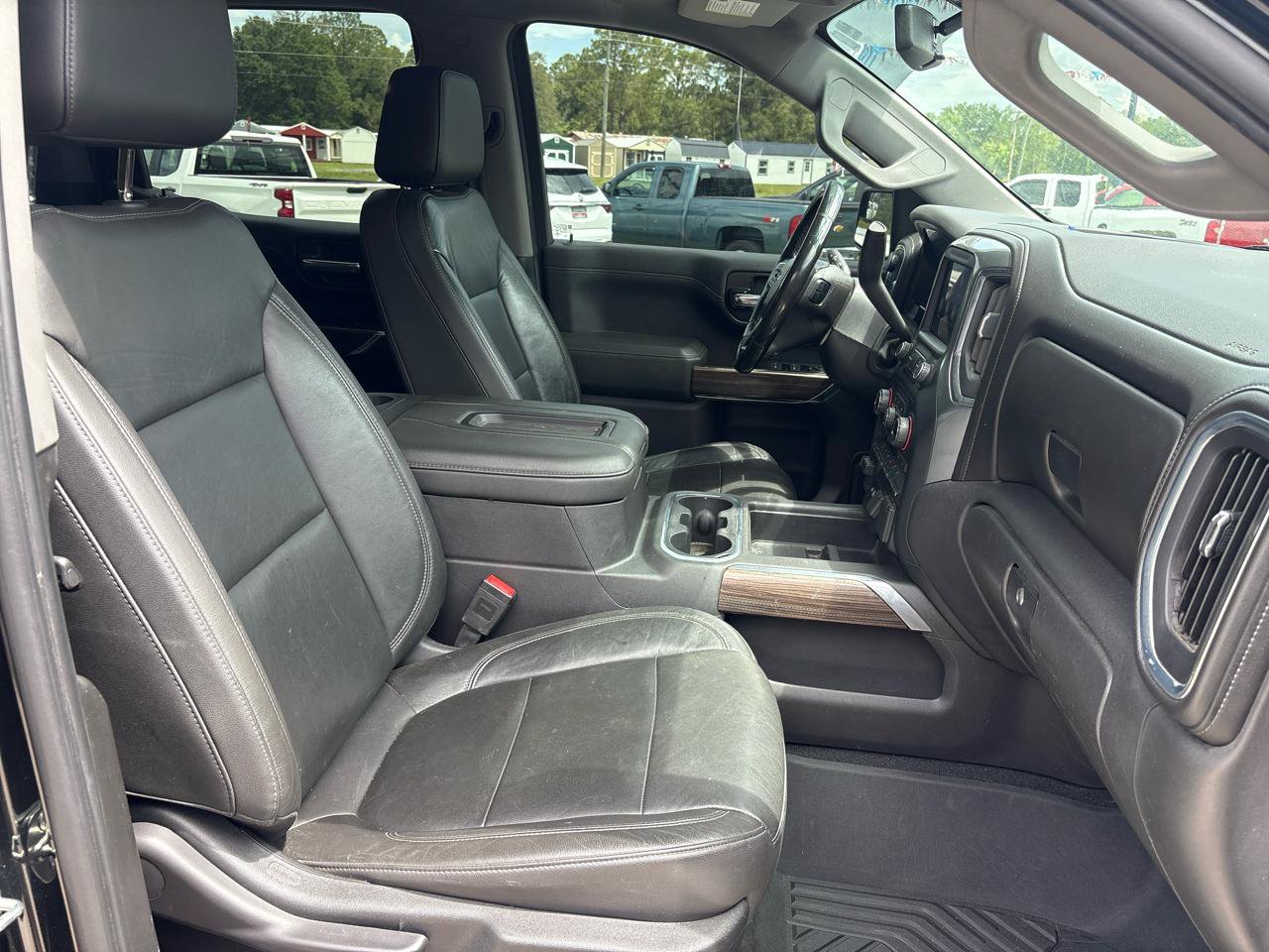 Used 2020 Chevrolet Silverado 1500 RST AWD/4WD image 17