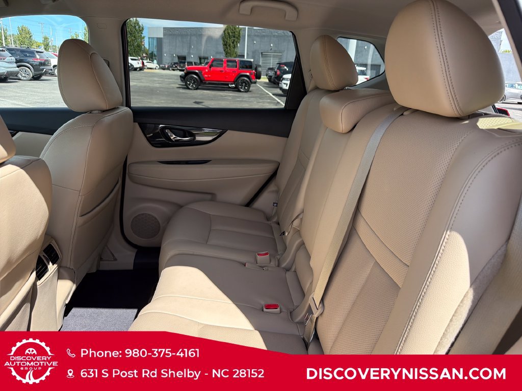 Certified 2019 Nissan Rogue SL FWD image 34
