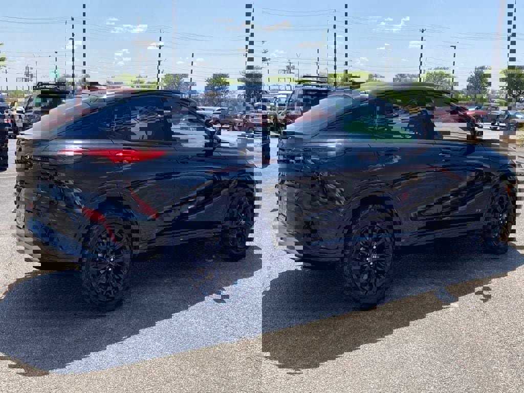 Used 2025 Buick Envista Sport Touring image 4