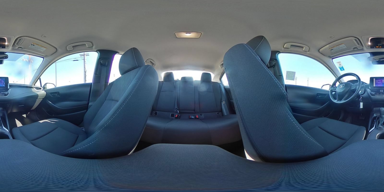 Used 2025 Toyota Corolla LE FWD image 40