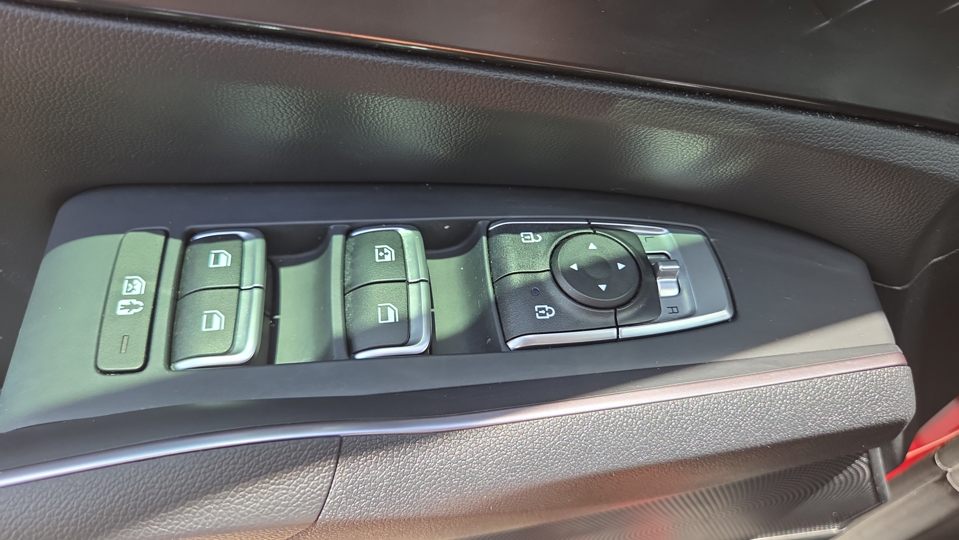 Certified 2023 Kia Sorento S w/ Panoramic Sunroof Package FWD image 34