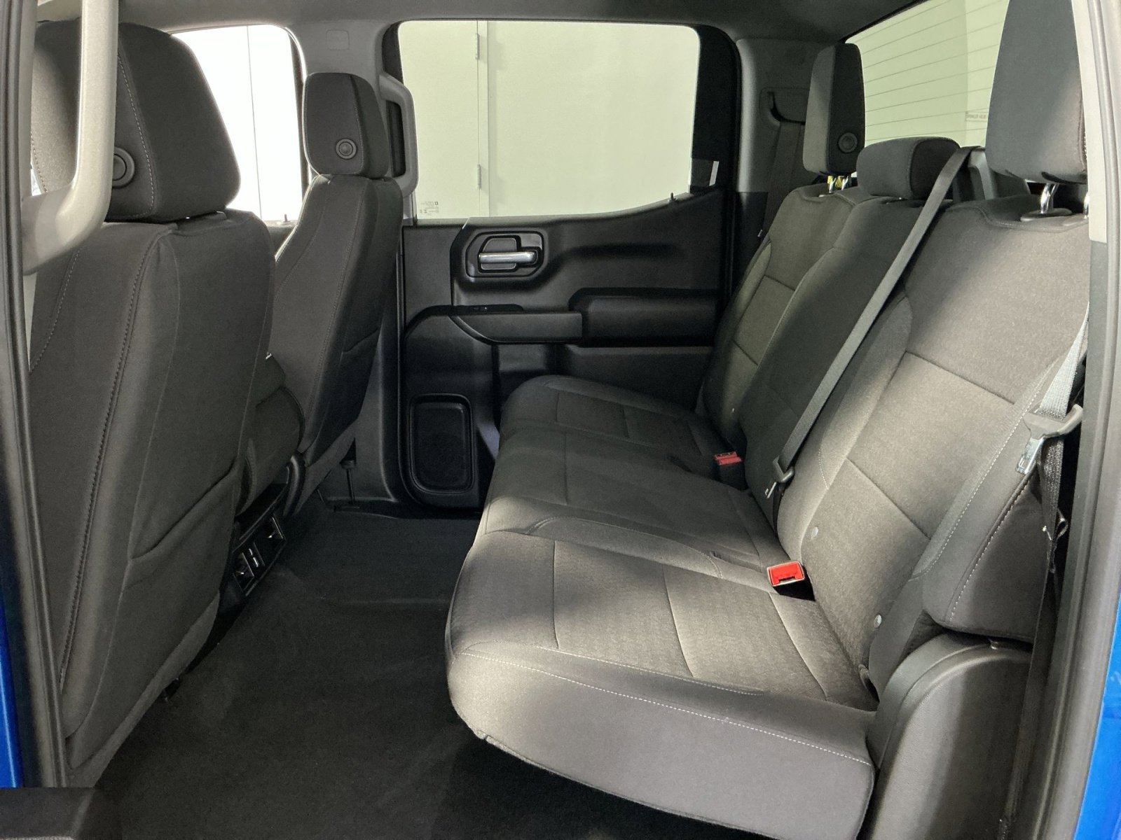 Used 2025 Chevrolet Silverado 1500 Custom image 29