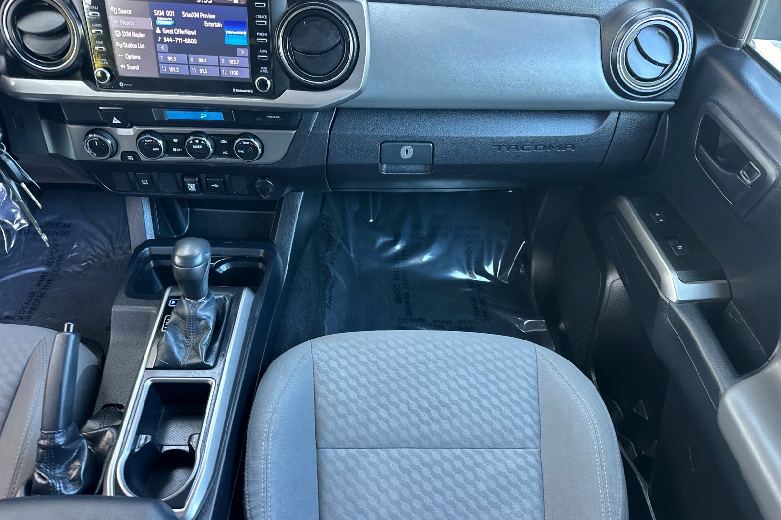 Used 2021 Toyota Tacoma SR5 AWD/4WD image 28