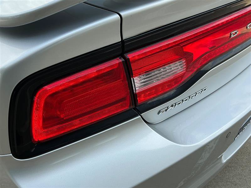 Used 2012 Dodge Charger R/T RWD image 19