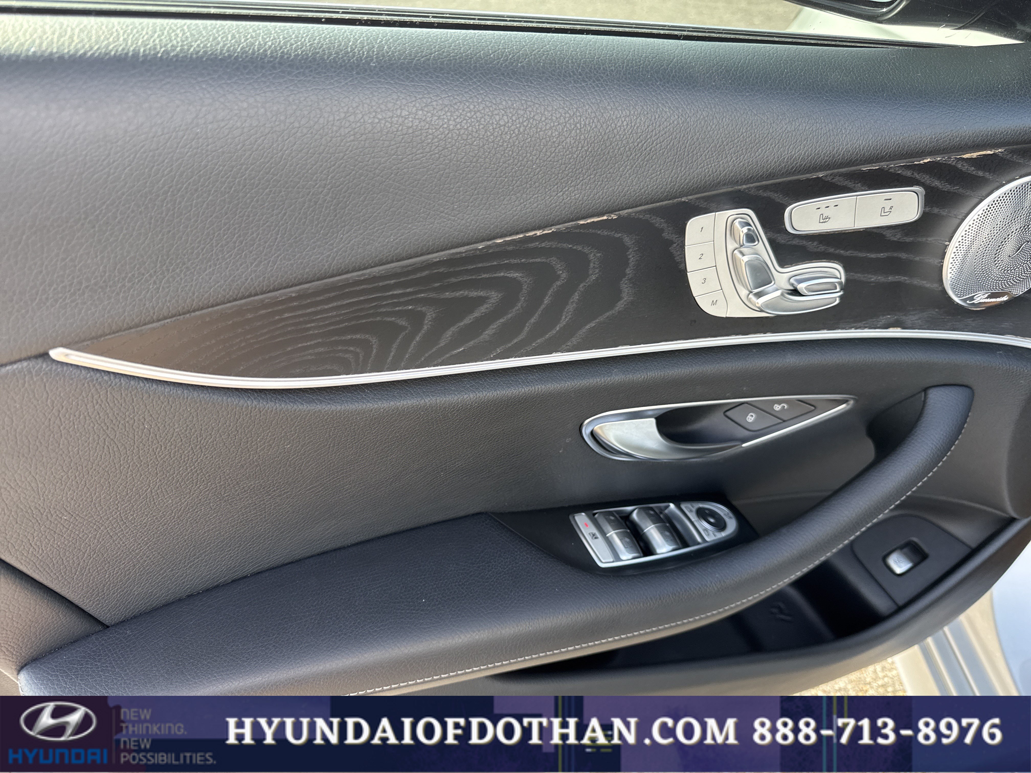 Used 2017 Mercedes-Benz E 300 image 7