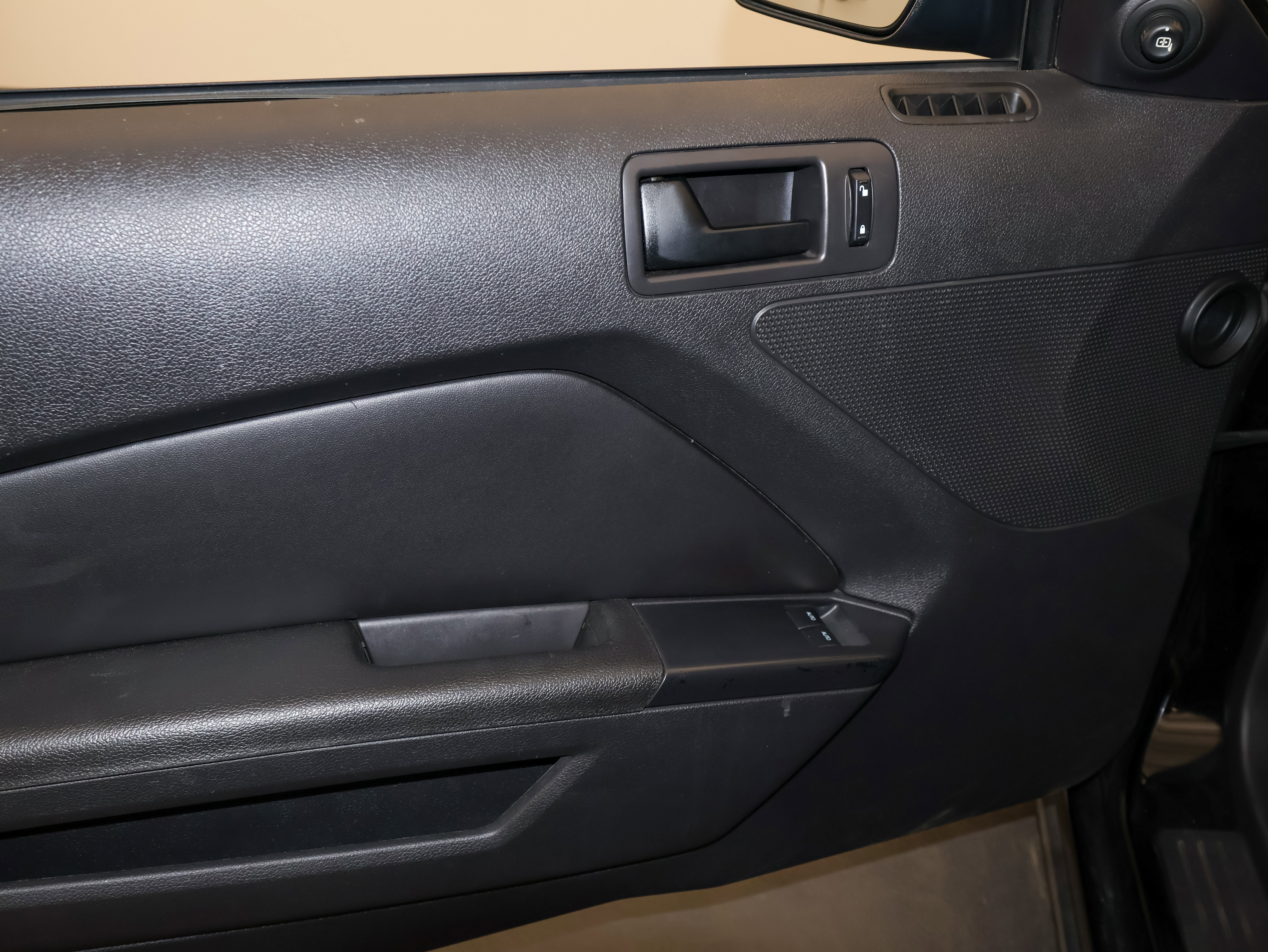 Used 2014 Ford Mustang GT w/ Equipment Group 301A image 15