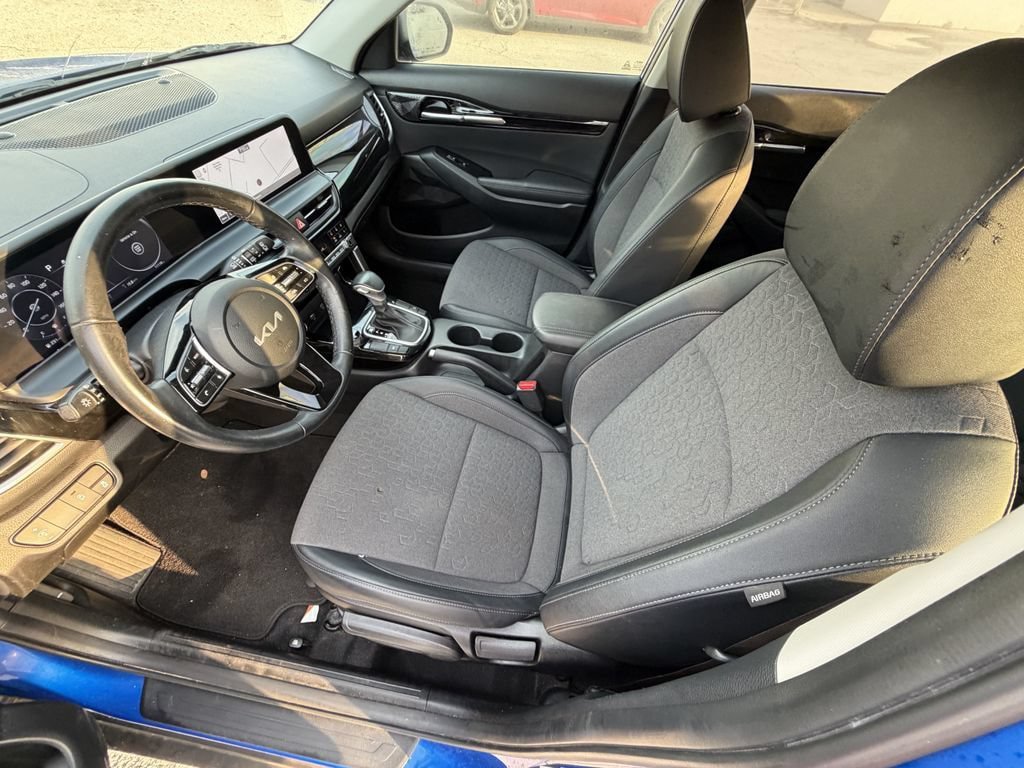Used 2024 Kia Seltos S FWD image 17