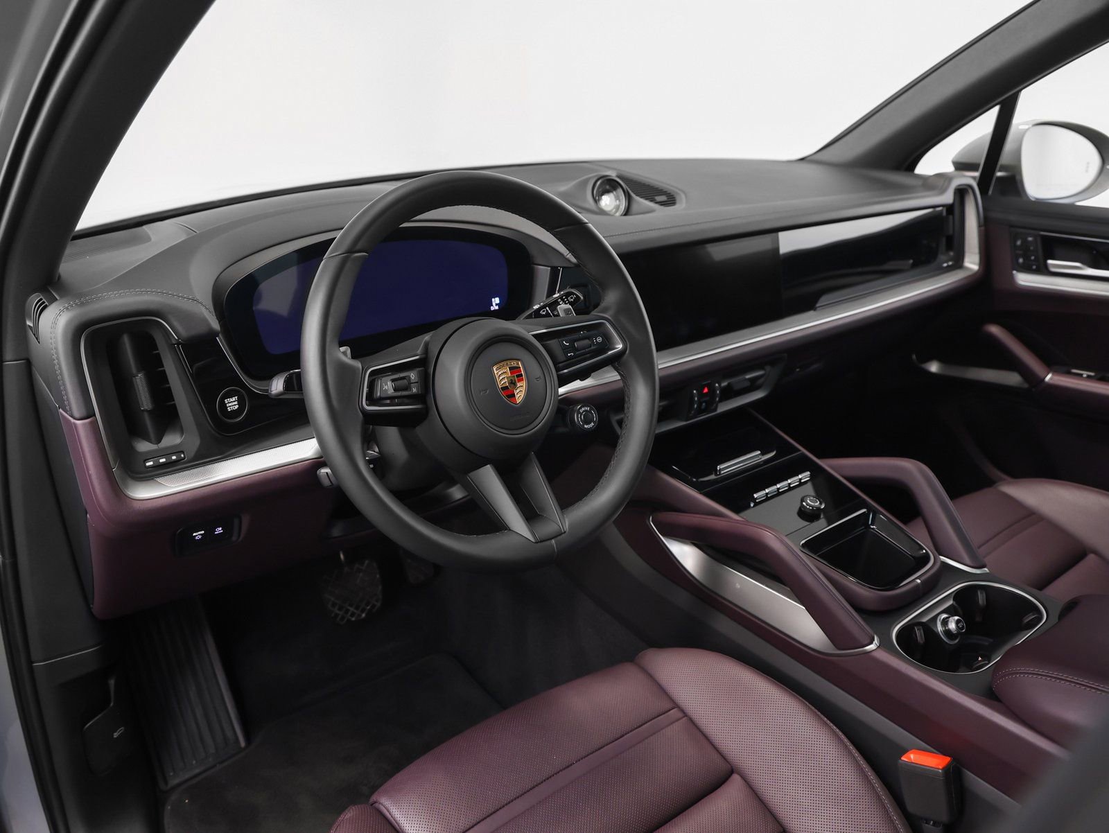 Certified 2025 Porsche Cayenne E-Hybrid image 50