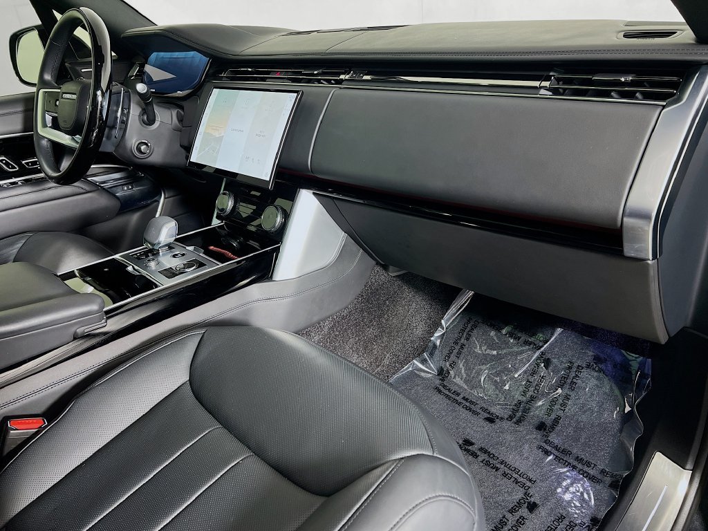 Used 2023 Land Rover Range Rover SE AWD/4WD image 31