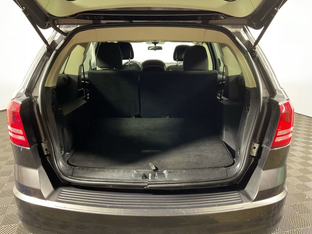 Used 2017 Dodge Journey SE FWD image 12