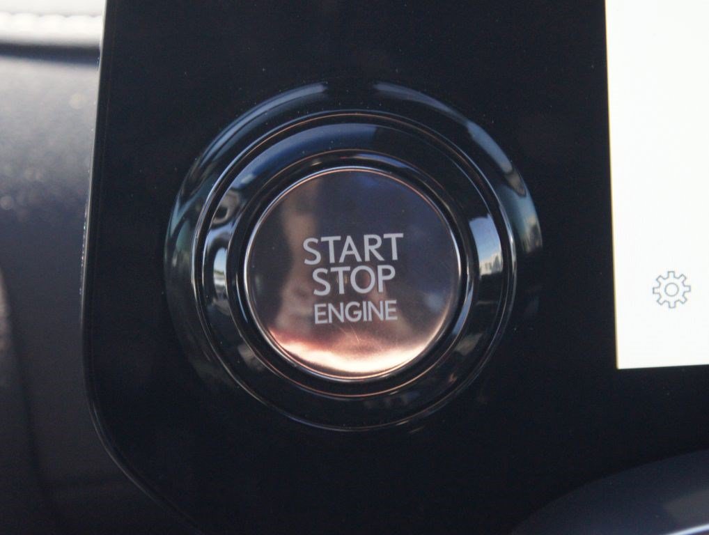 Used 2024 Lexus LX 600 4WD w/ Luxury Package image 10