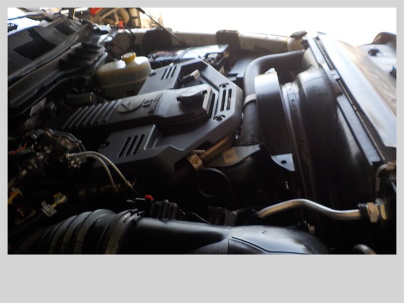 Used 2015 RAM 3500 SLT AWD/4WD image 43