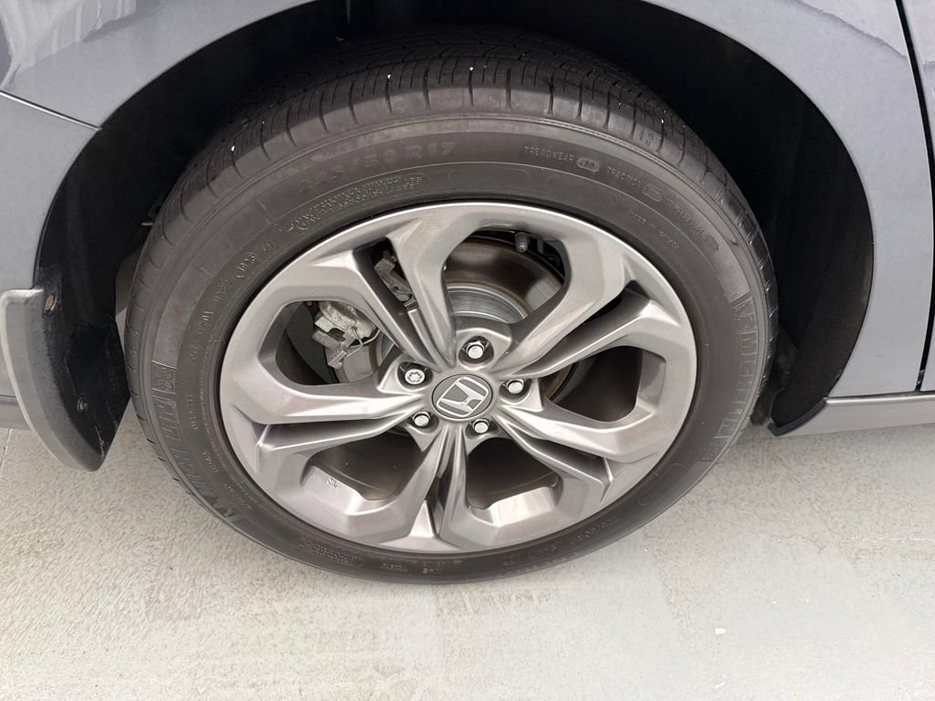 Used 2023 Honda Accord EX image 11