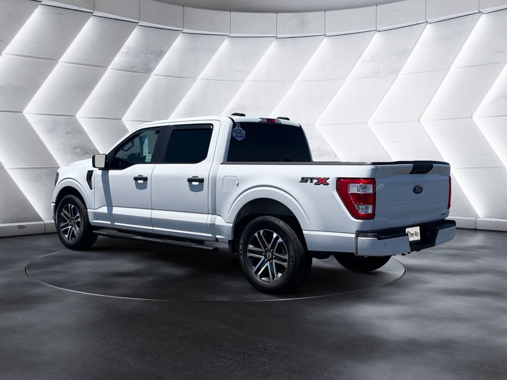 Used 2023 Ford F150 XL w/ STX Appearance Package RWD image 3