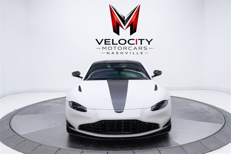 Used 2023 Aston Martin V8 Vantage Coupe RWD image 11