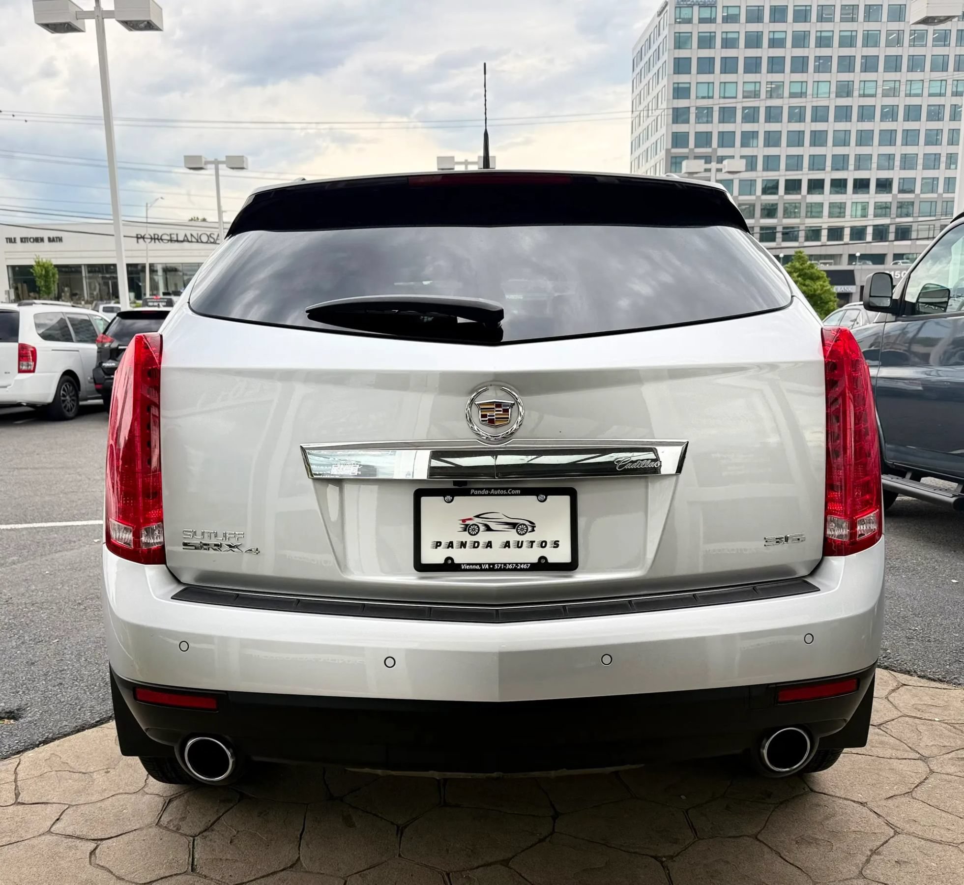 Used 2012 Cadillac SRX Luxury AWD/4WD image 6