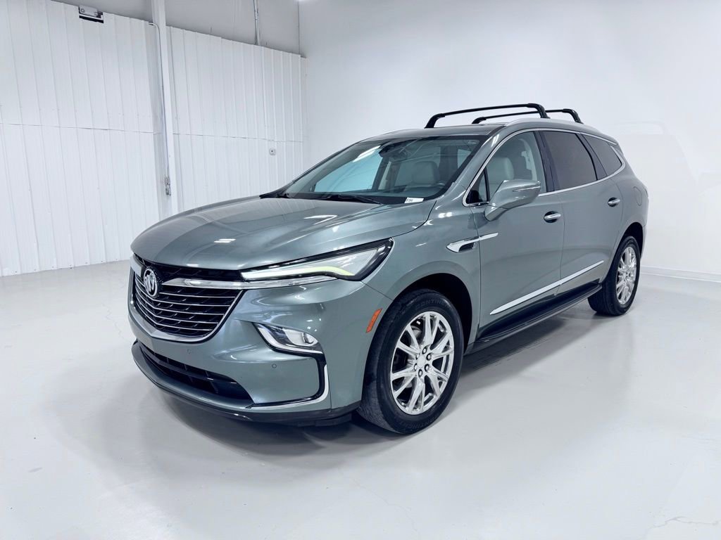Used 2022 Buick Enclave Essence w/ Experience Buick Package