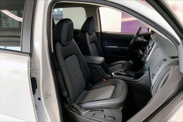 Used 2017 Chevrolet Colorado Z71 AWD/4WD image 12