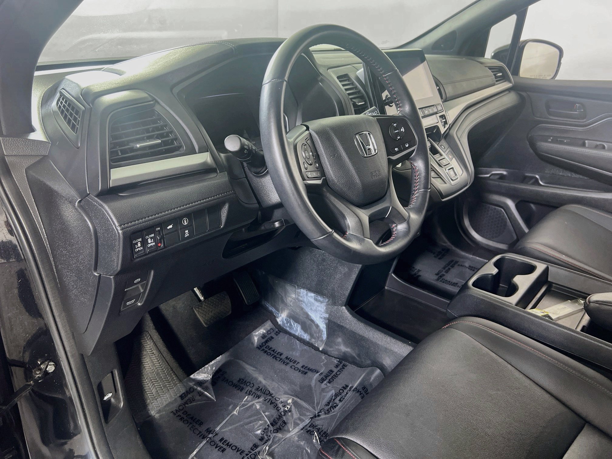 Used 2023 Honda Odyssey Sport image 9