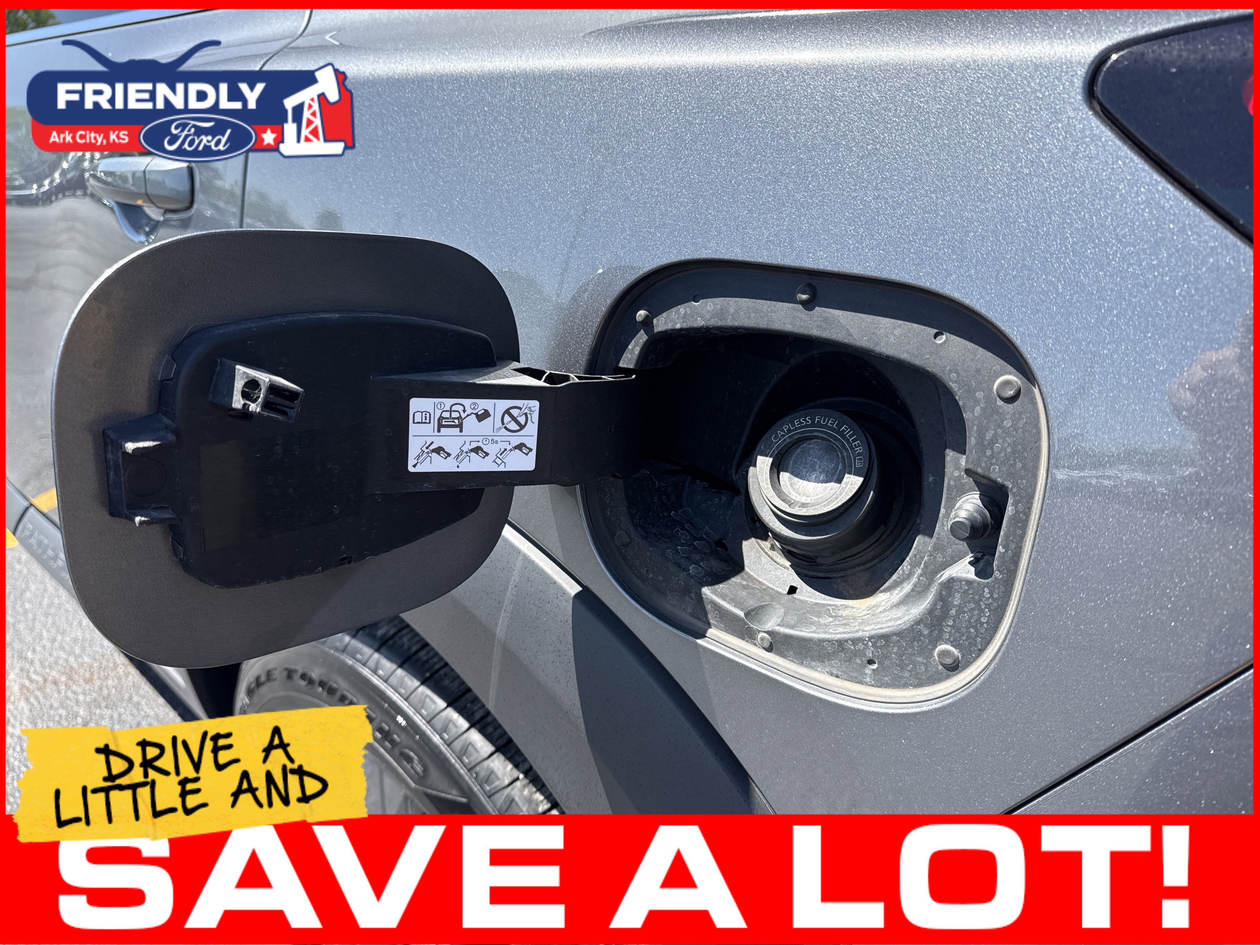 Used 2024 Nissan Pathfinder SV FWD image 23
