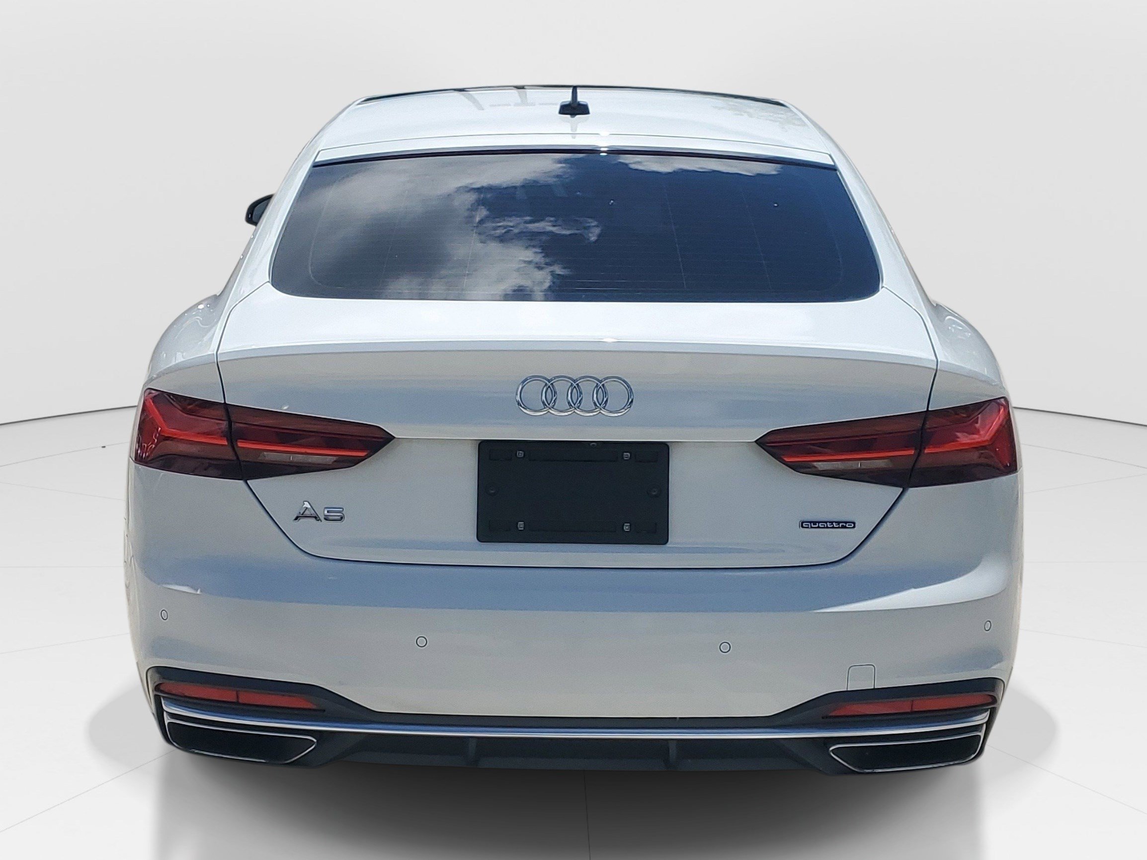Used 2022 Audi A5 2.0T Premium Plus w/ Premium Plus AWD/4WD image 4