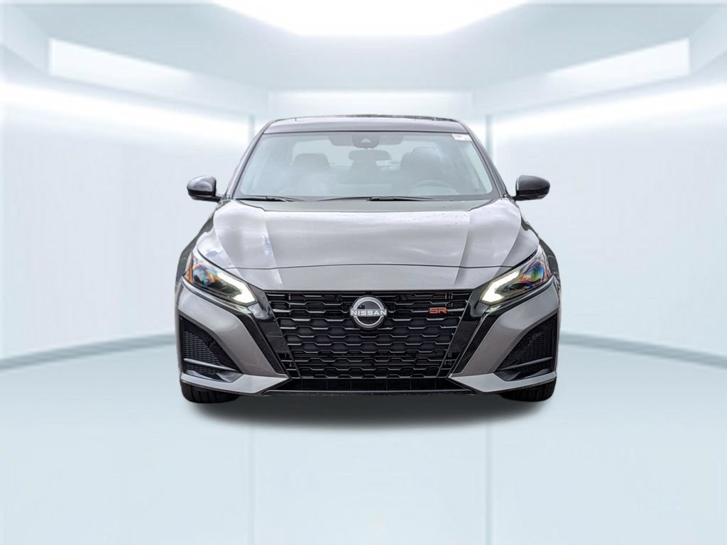 New 2026 Nissan Altima 2.5 SR w/ SR Premium Package FWD image 11