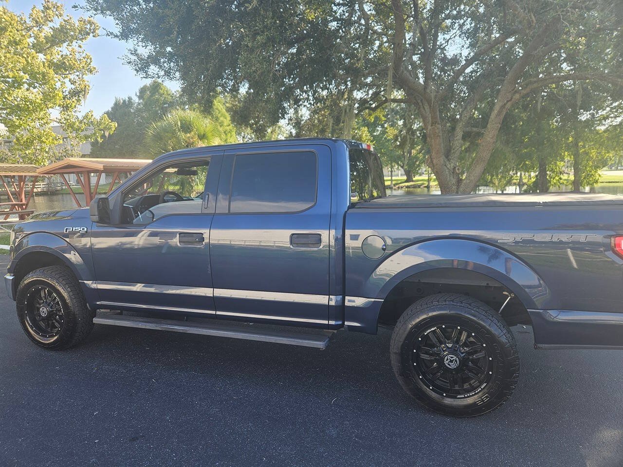 Used 2015 Ford F150 XLT RWD image 19