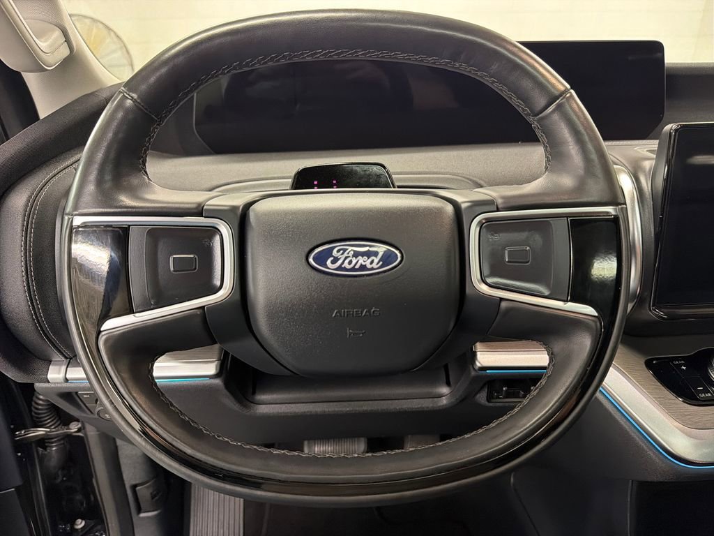 Certified 2025 Ford Expedition Max Platinum AWD/4WD image 19