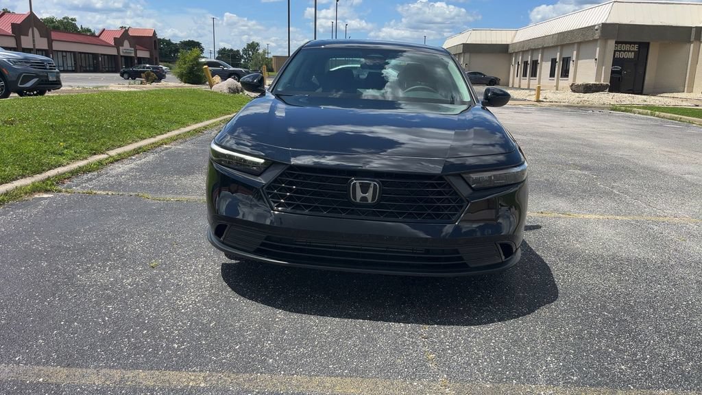 Used 2026 Honda Accord SE image 15