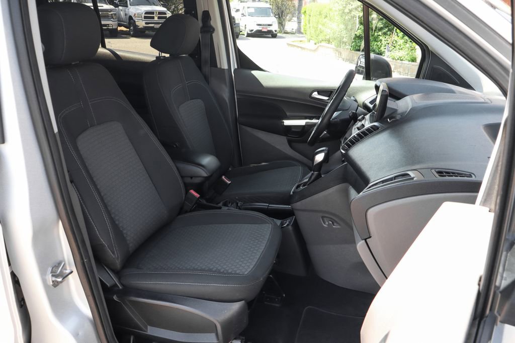Used 2019 Ford Transit Connect XLT image 47