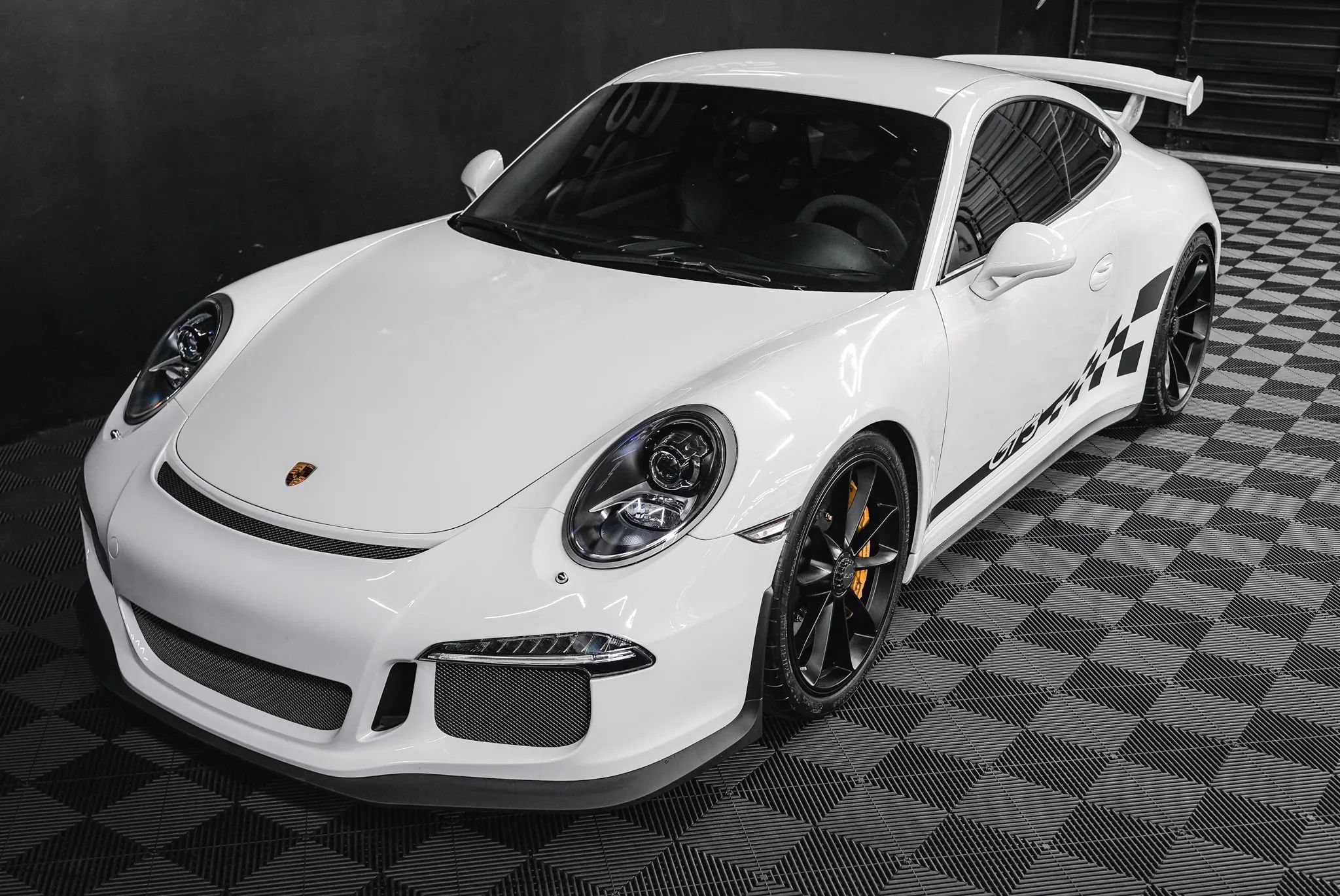 Used 2015 Porsche 911 GT3 RWD image 29