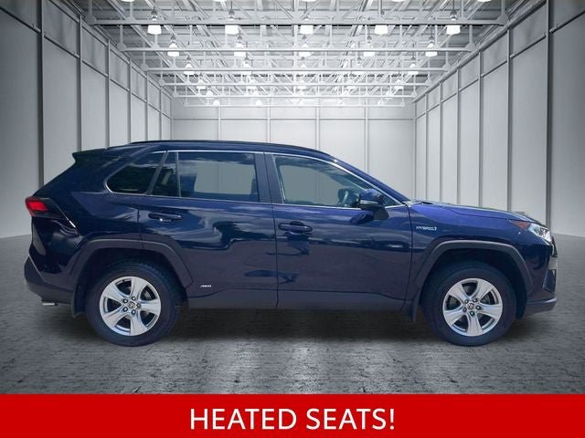 Certified 2021 Toyota RAV4 XLE w/ Convenience Package AWD/4WD image 5