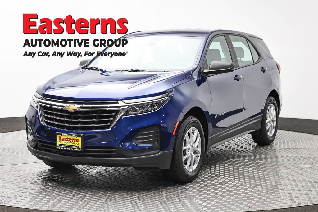 Used 2022 Chevrolet Equinox LS AWD/4WD image 1