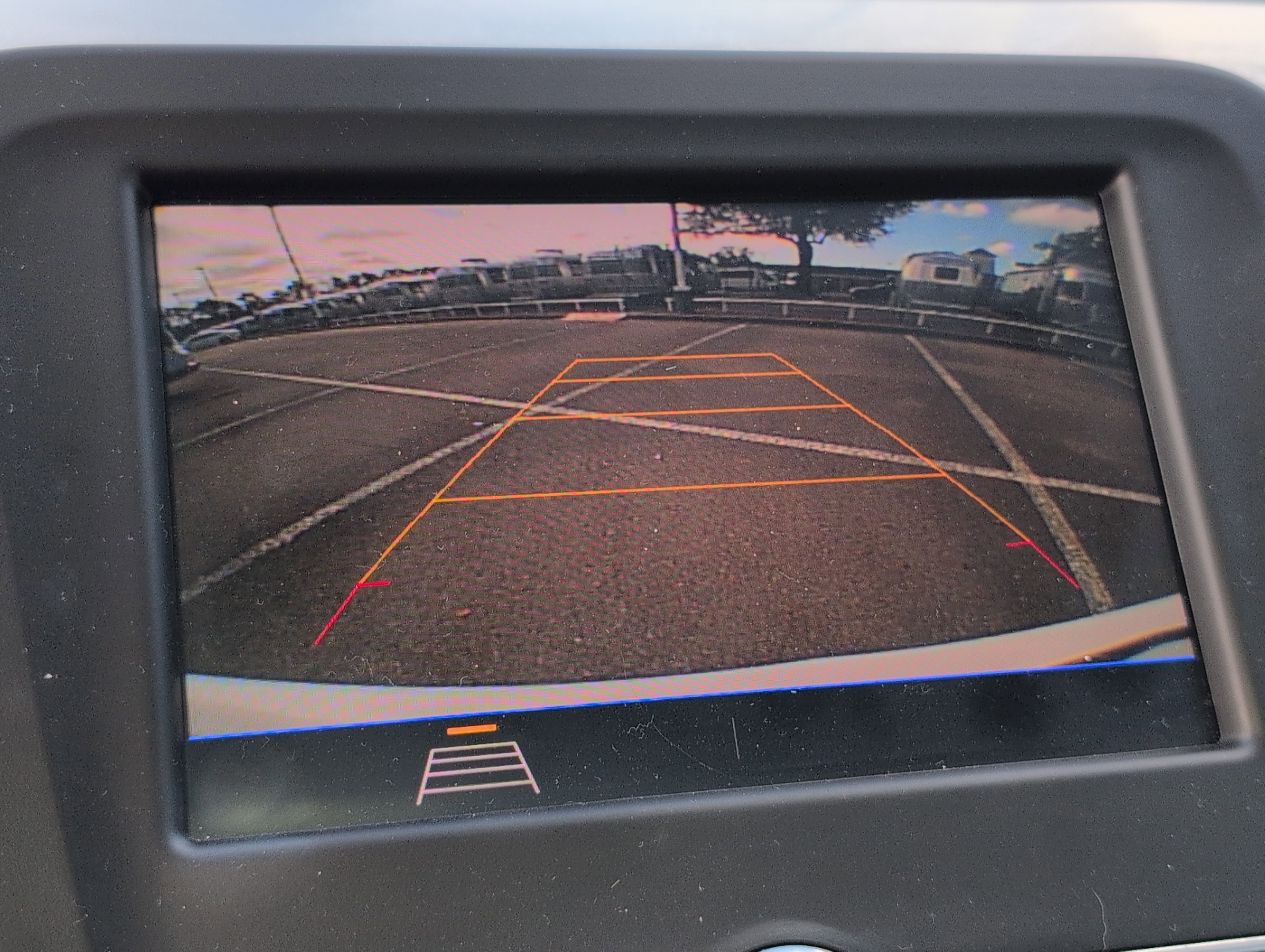 Used 2021 Chevrolet Equinox LT image 19