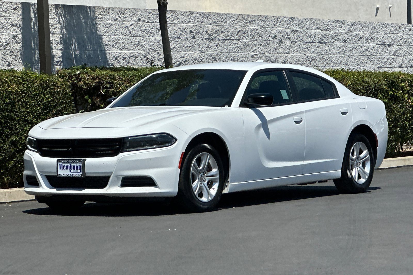 Used 2023 Dodge Charger SXT image 8