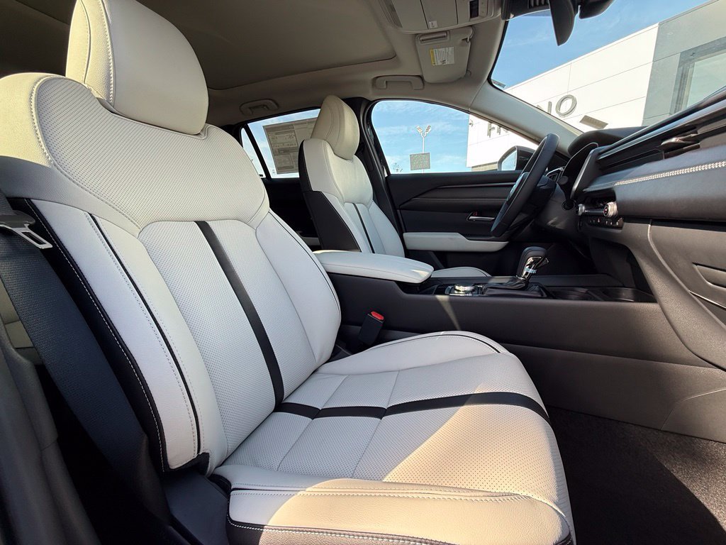 New 2026 MAZDA CX-50 AWD 2.5 S w/ Cargo Package image 16