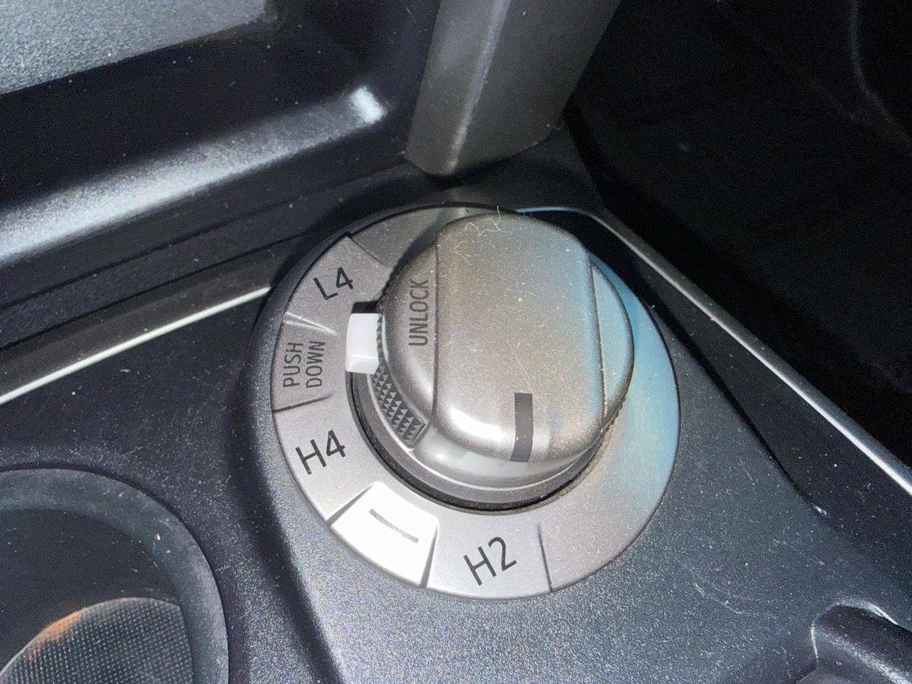 Used 2015 Toyota 4Runner SR5 image 28